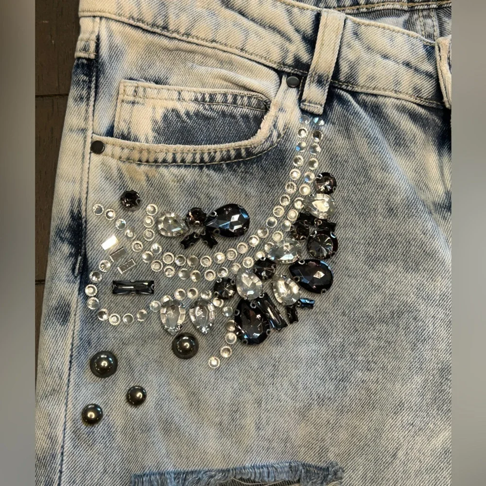 NWT GUESS Size 26 Rhinestone Distressed Acid Wash Skinny Jeans Y2K Glam